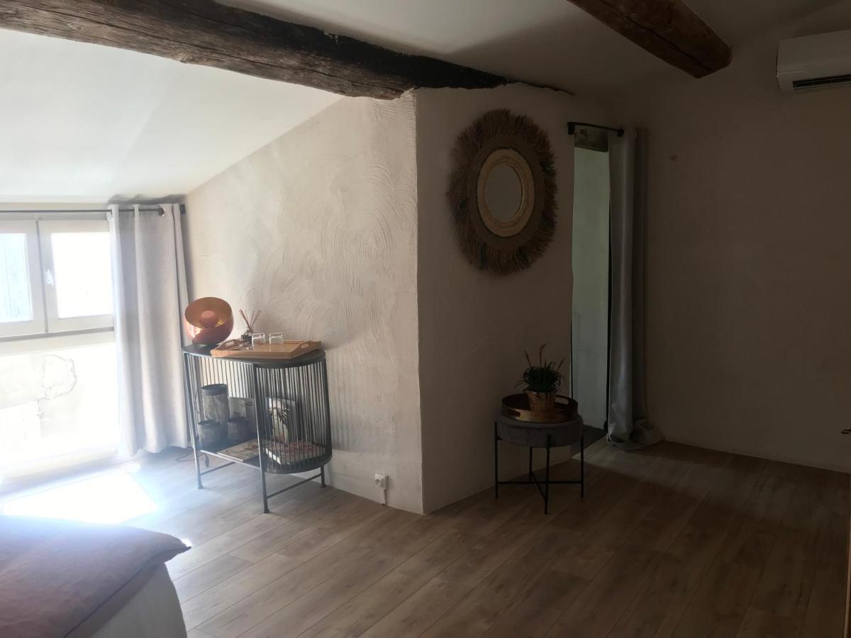 La Chapelle Sur La Sorgue Bed & Breakfast ลีล-ซูร์-ลา-ซอร์ก ภายนอก รูปภาพ