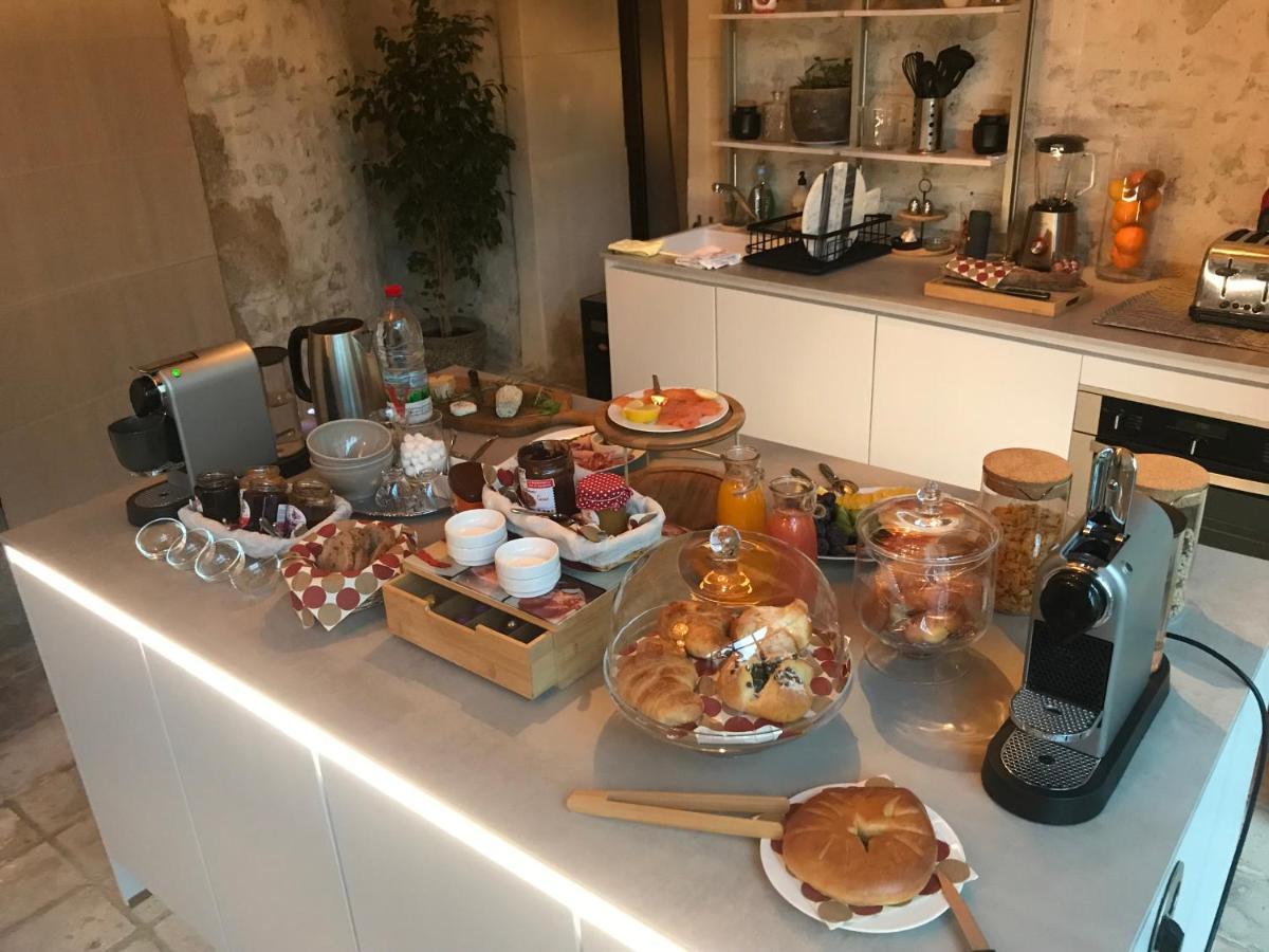 La Chapelle Sur La Sorgue Bed & Breakfast ลีล-ซูร์-ลา-ซอร์ก ภายนอก รูปภาพ