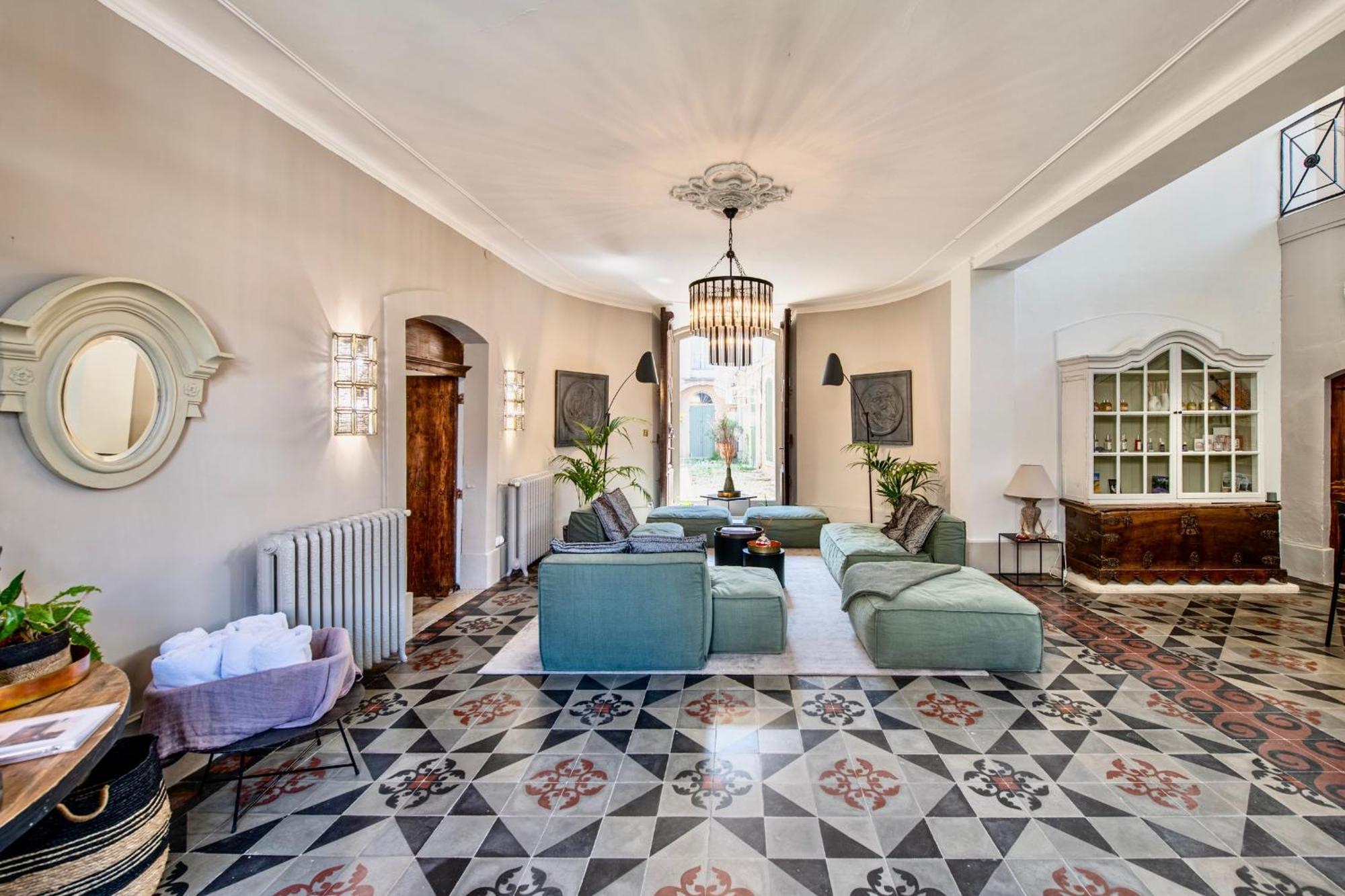 La Chapelle Sur La Sorgue Bed & Breakfast ลีล-ซูร์-ลา-ซอร์ก ภายนอก รูปภาพ