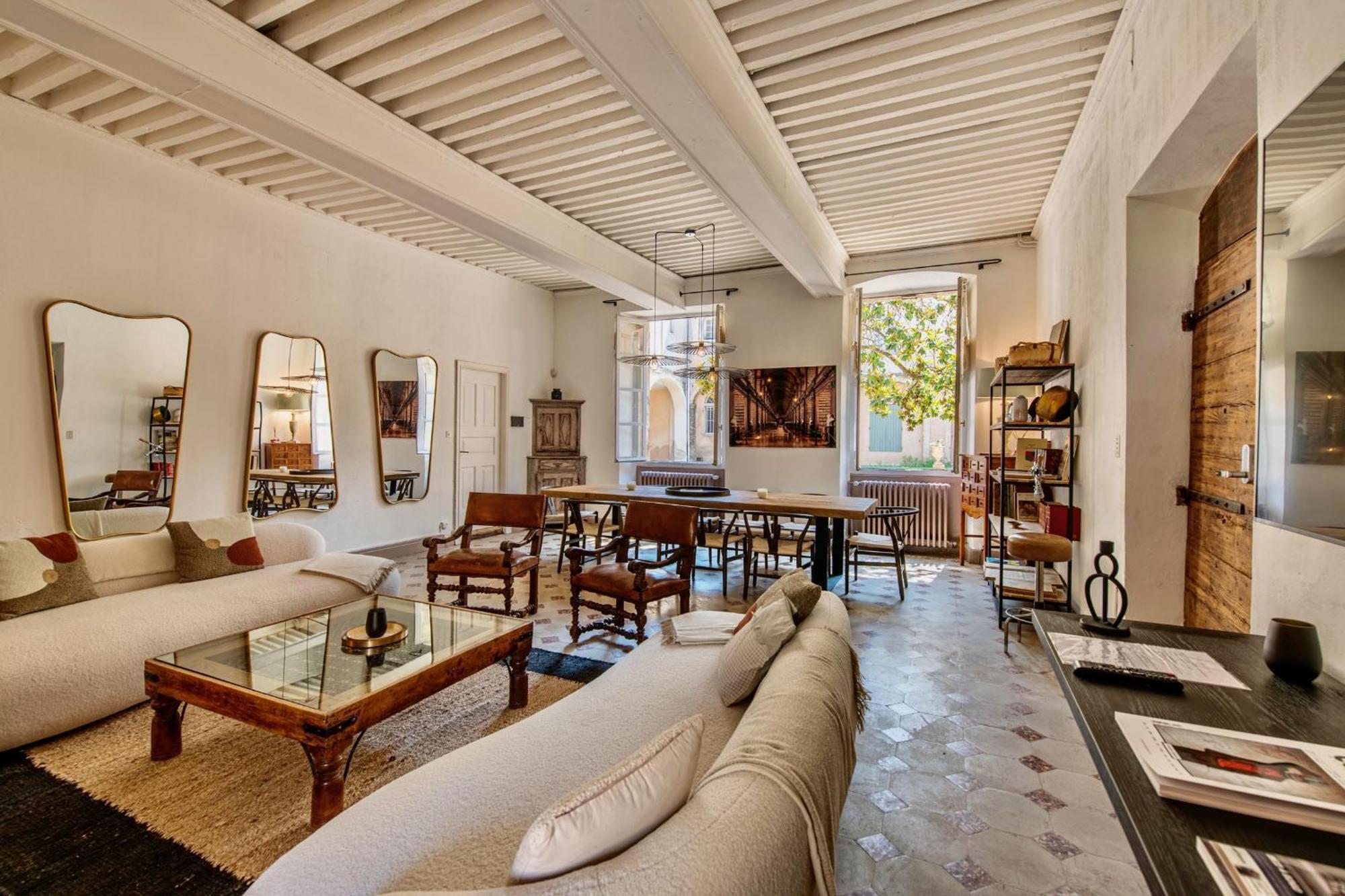 La Chapelle Sur La Sorgue Bed & Breakfast ลีล-ซูร์-ลา-ซอร์ก ภายนอก รูปภาพ