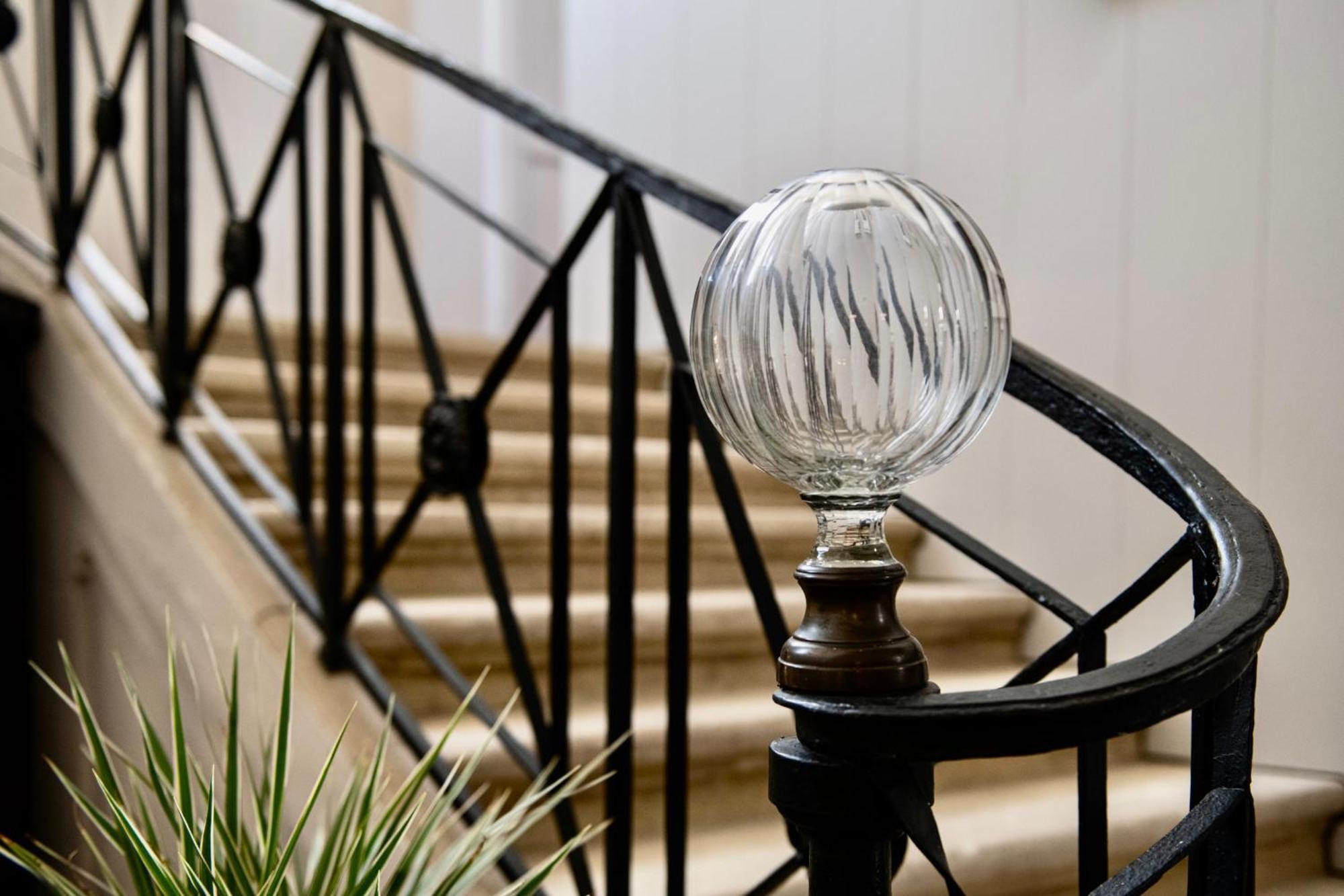 La Chapelle Sur La Sorgue Bed & Breakfast ลีล-ซูร์-ลา-ซอร์ก ภายนอก รูปภาพ