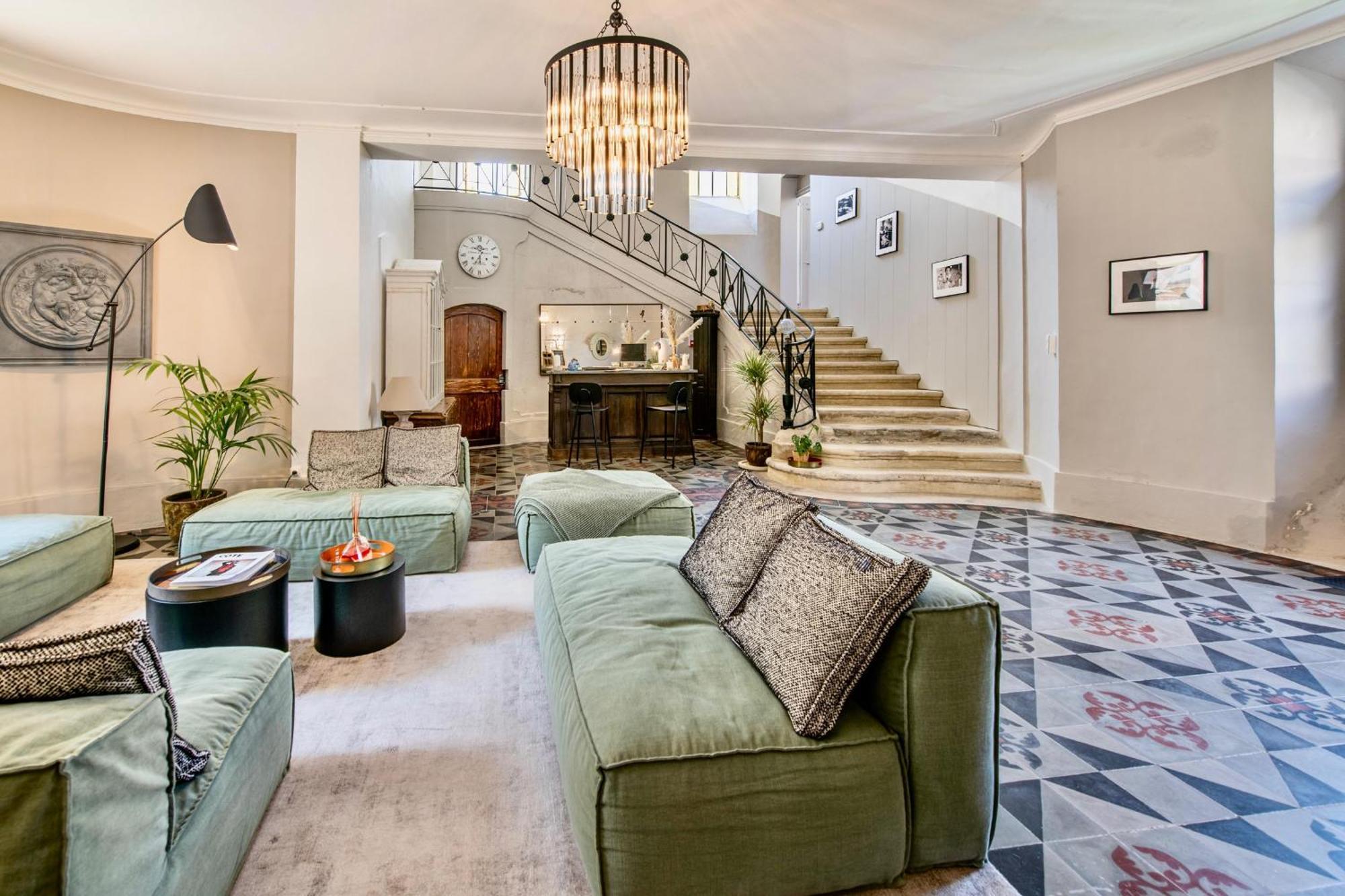 La Chapelle Sur La Sorgue Bed & Breakfast ลีล-ซูร์-ลา-ซอร์ก ภายนอก รูปภาพ