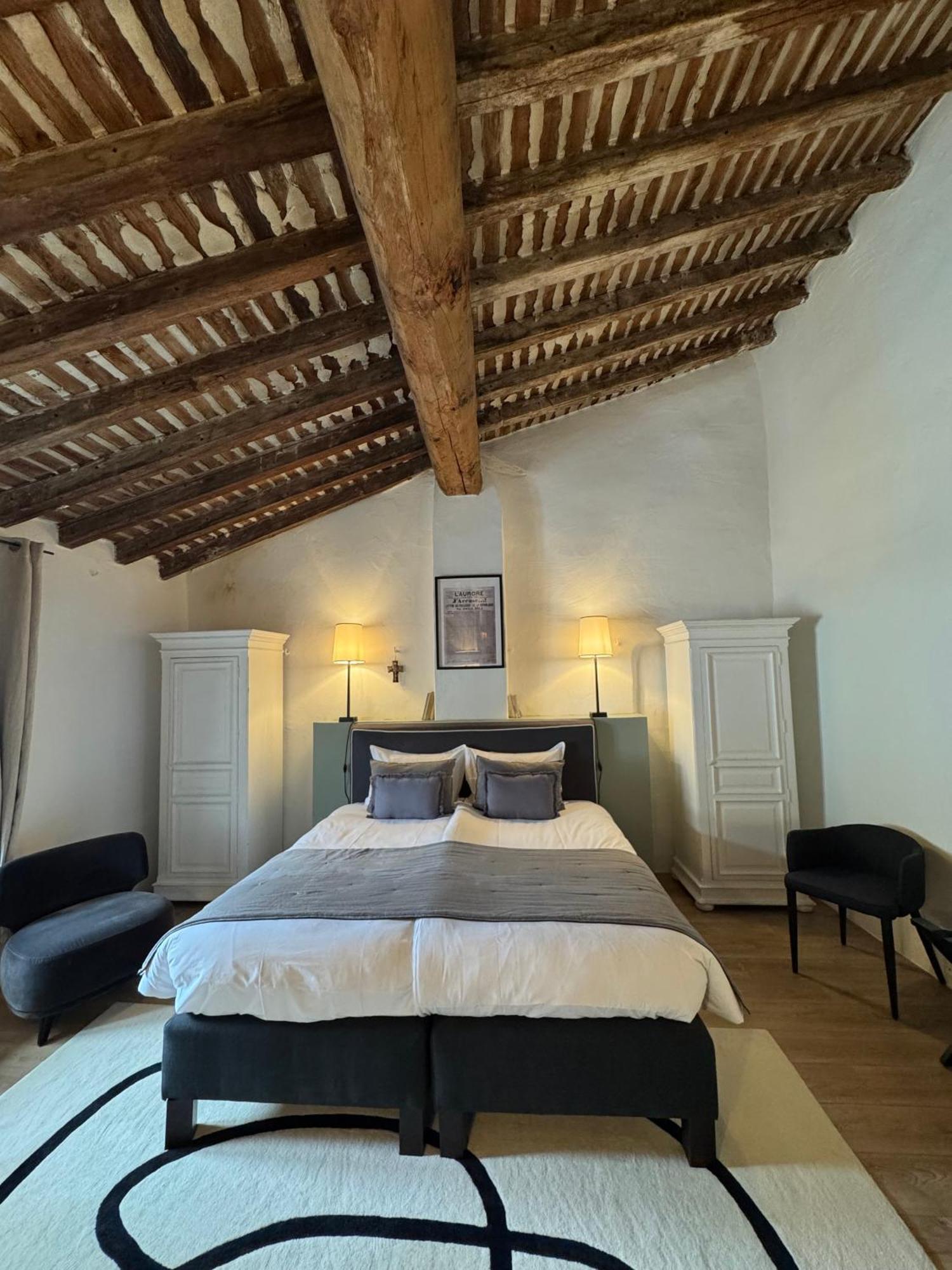 La Chapelle Sur La Sorgue Bed & Breakfast ลีล-ซูร์-ลา-ซอร์ก ภายนอก รูปภาพ